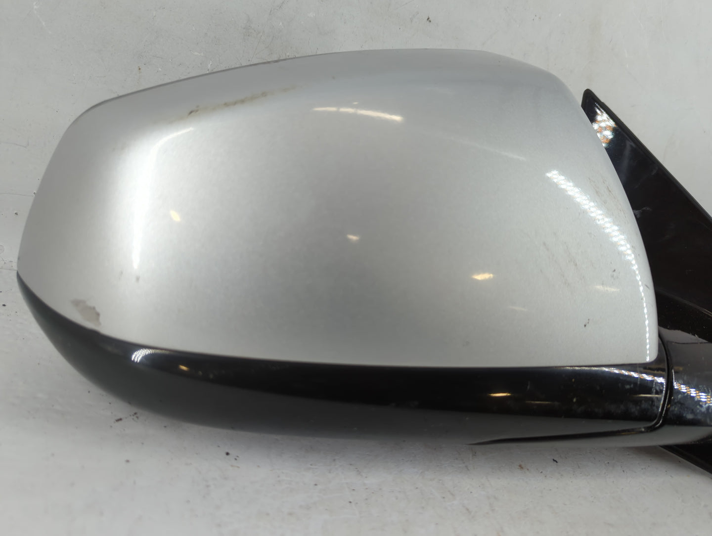 2010-2014 Cadillac Srx Passenger Side View Mirror - Right Door Mirror OEM Used - Oemusedautoparts1.com