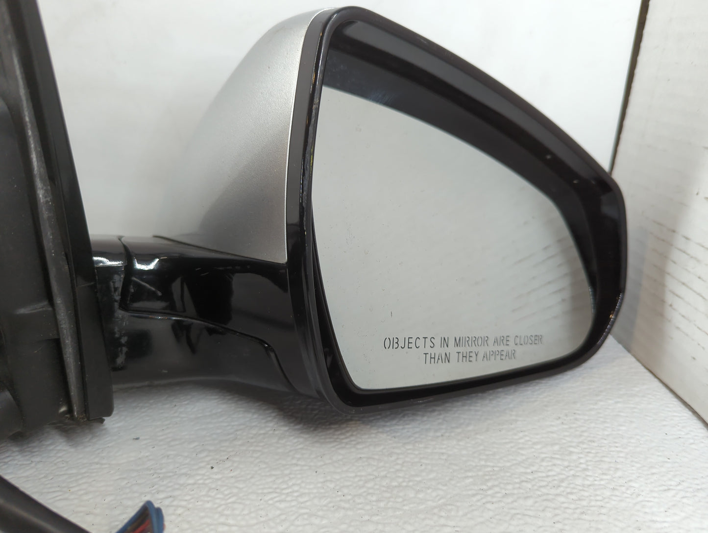 2010-2014 Cadillac Srx Passenger Side View Mirror - Right Door Mirror OEM Used - Oemusedautoparts1.com