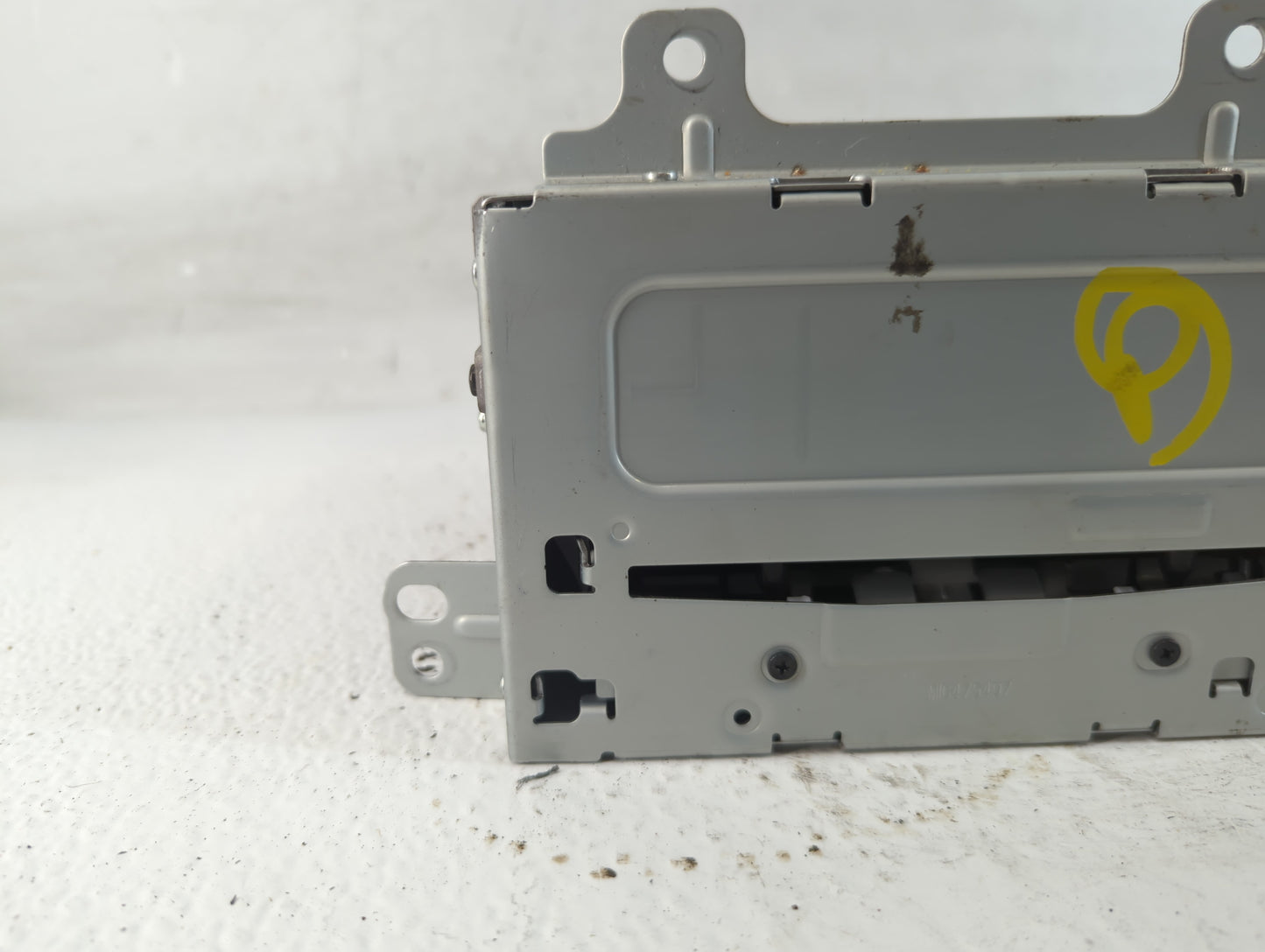 2012 Cadillac Srx Radio AM FM Cd Player Receiver Replacement P/N:22870782 Fits OEM Used Auto Parts - Oemusedautoparts1.com