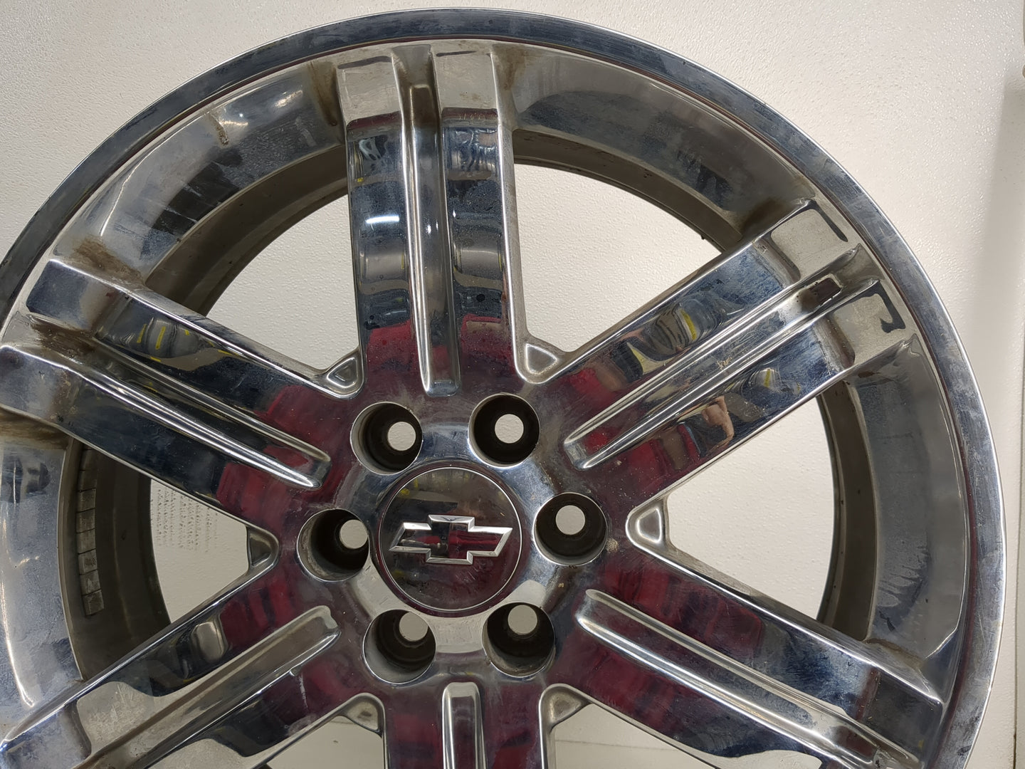 2011-2013 Chevrolet Avalanche Oem Wheel Rim 1218908 - Oemusedautoparts1.com