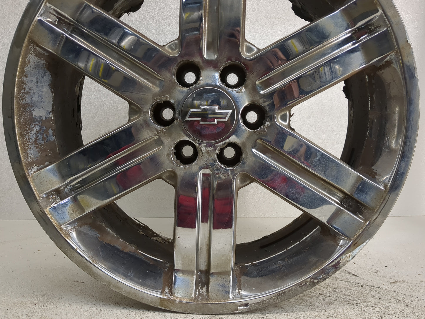 2011-2013 Chevrolet Avalanche Oem Wheel Rim 1218909 - Oemusedautoparts1.com