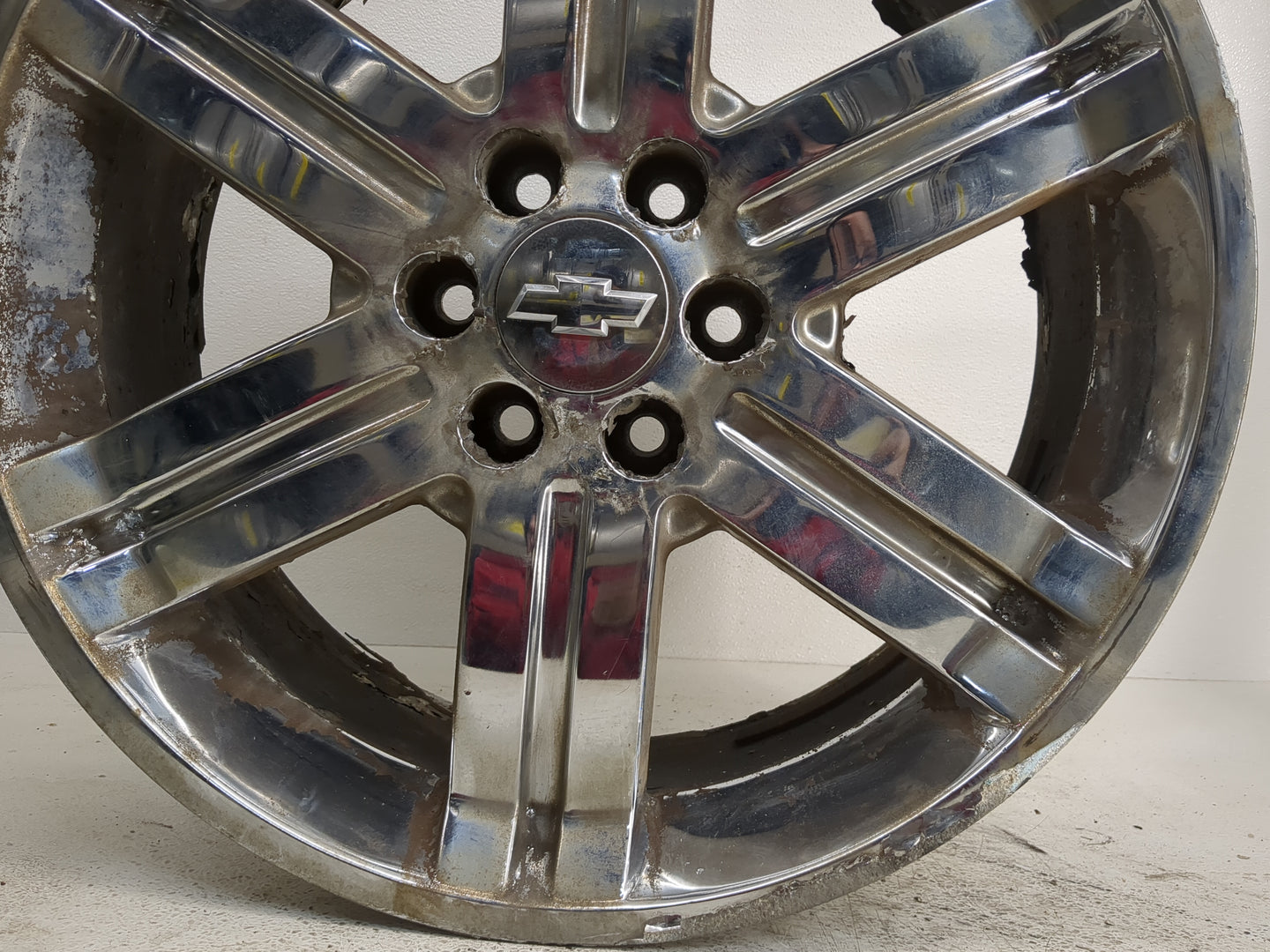 2011-2013 Chevrolet Avalanche Oem Wheel Rim 1218909 - Oemusedautoparts1.com