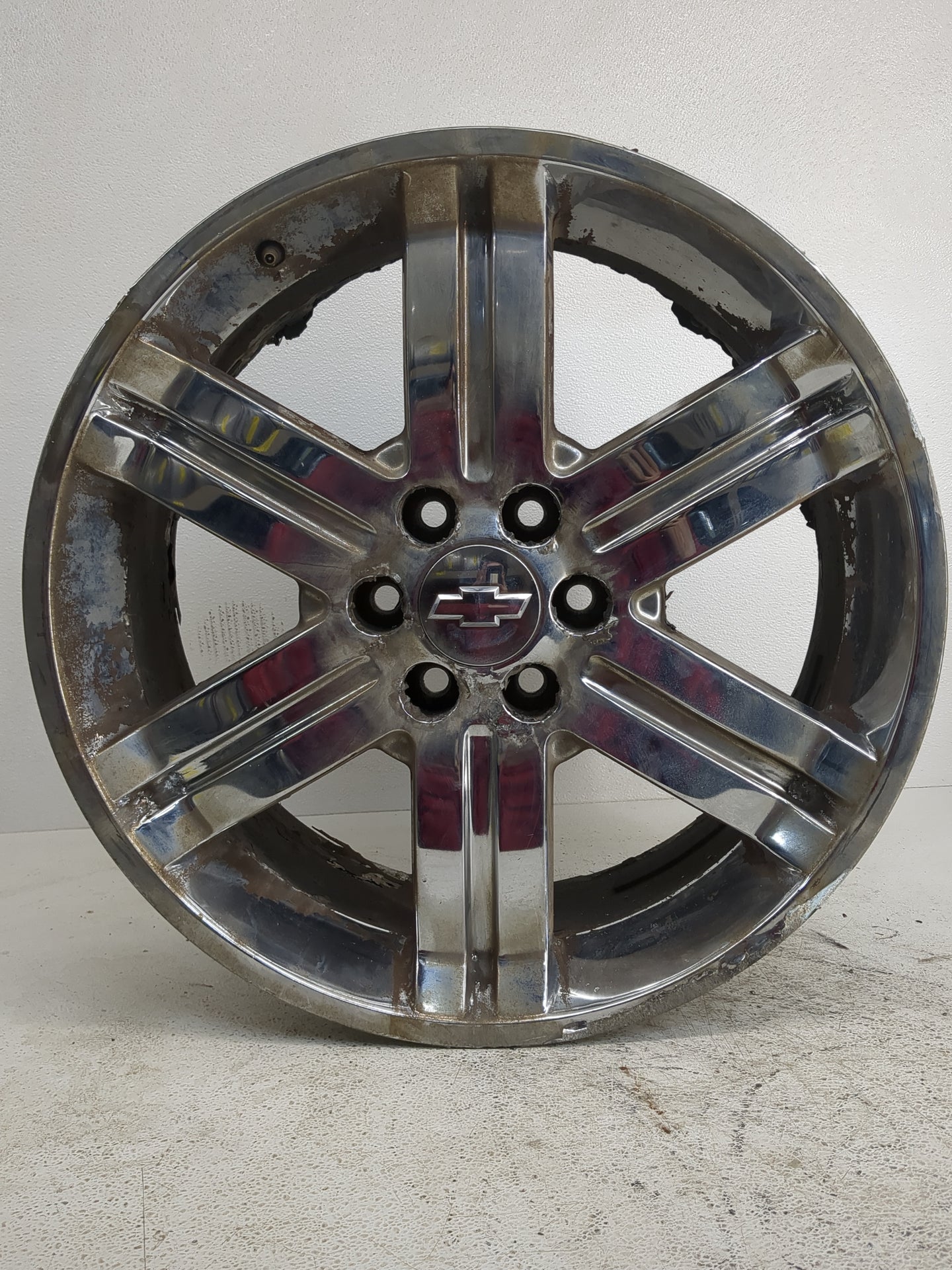 2011-2013 Chevrolet Avalanche Oem Wheel Rim 1218909 - Oemusedautoparts1.com