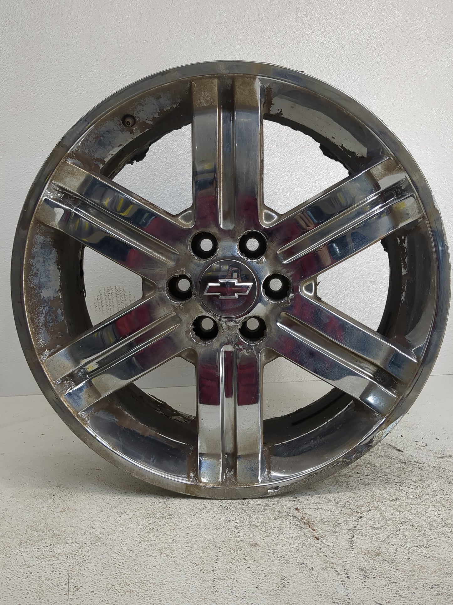 2011-2013 Chevrolet Avalanche Oem Wheel Rim 1218909 - Oemusedautoparts1.com