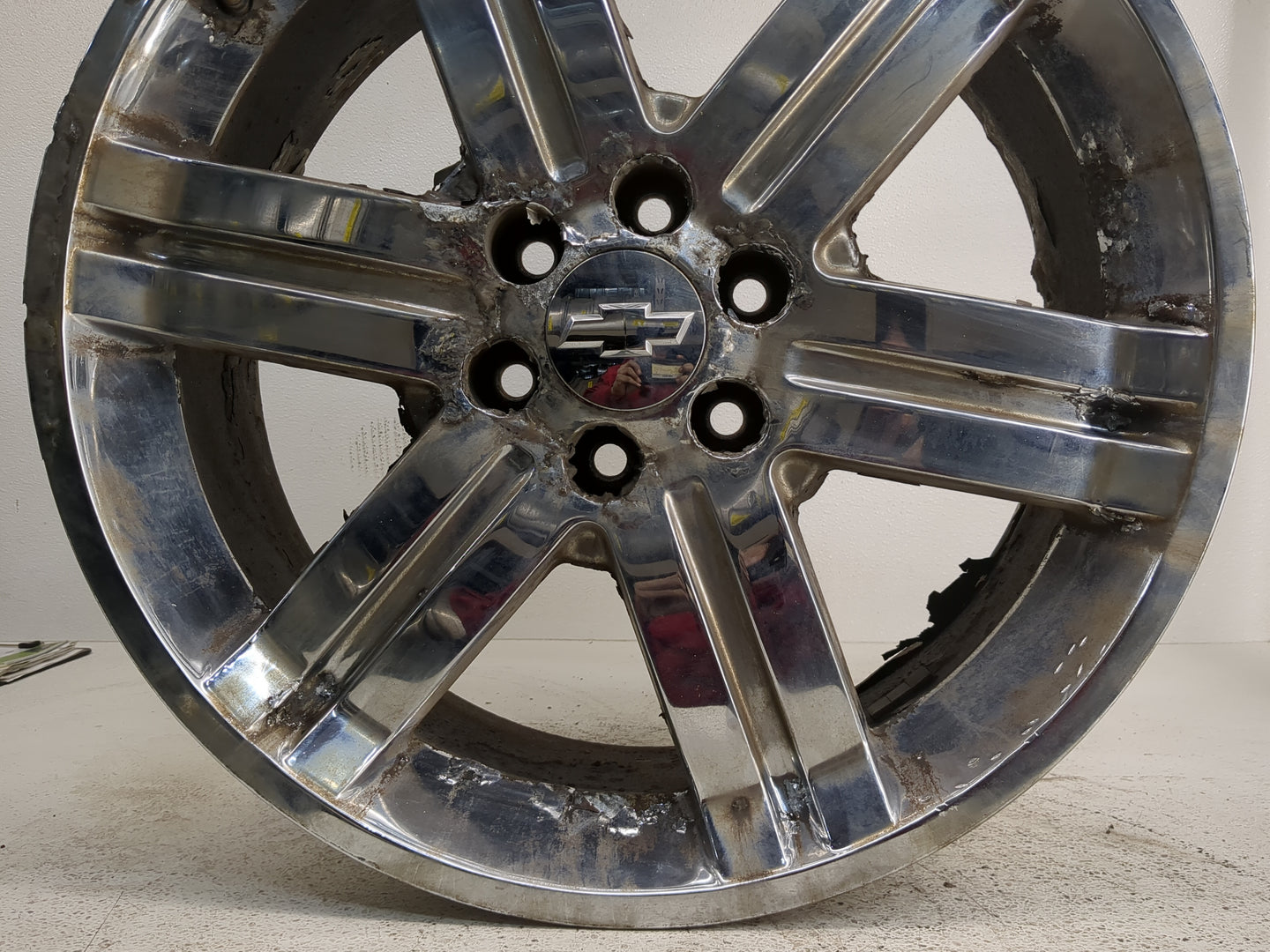 2011-2013 Chevrolet Avalanche Oem Wheel Rim 1218911 - Oemusedautoparts1.com