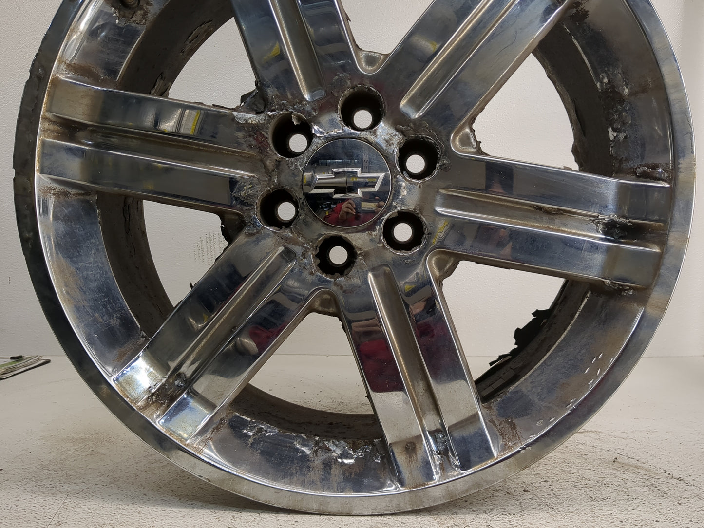 2011-2013 Chevrolet Avalanche Oem Wheel Rim 1218911 - Oemusedautoparts1.com