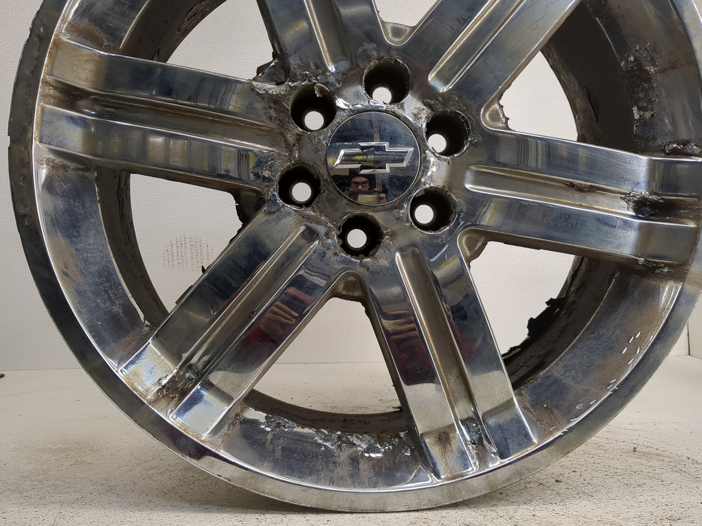 2011-2013 Chevrolet Avalanche Oem Wheel Rim 1218911 - Oemusedautoparts1.com