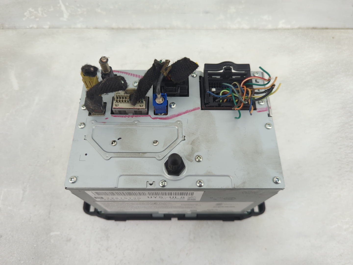 2012 Chevrolet Avalanche Radio AM FM Cd Player Receiver Replacement P/N:22815130 DW468100-6803, UYS-UL8 Fits Fits 2013 2014 