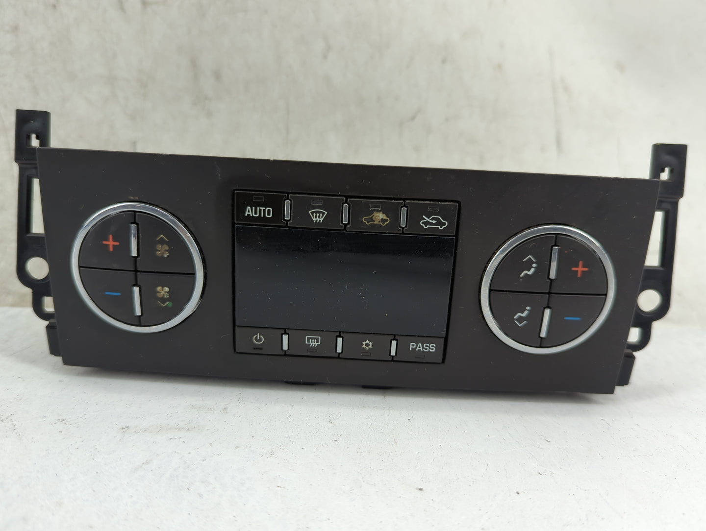 2012 Chevrolet Avalanche 1500 Climate Control Module Temperature AC/Heater Replacement P/N:20921711 Fits Fits 2013 OEM Used 