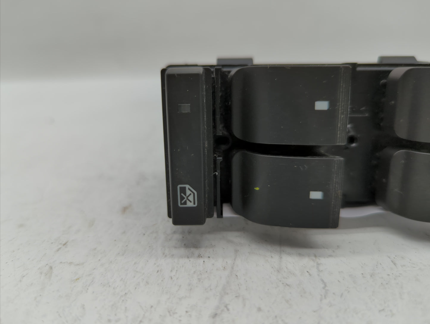 2012 Chevrolet Avalanche 1500 Master Power Window Switch Replacement Driver Side Left P/N:25981963 Fits OEM Used Auto Parts 