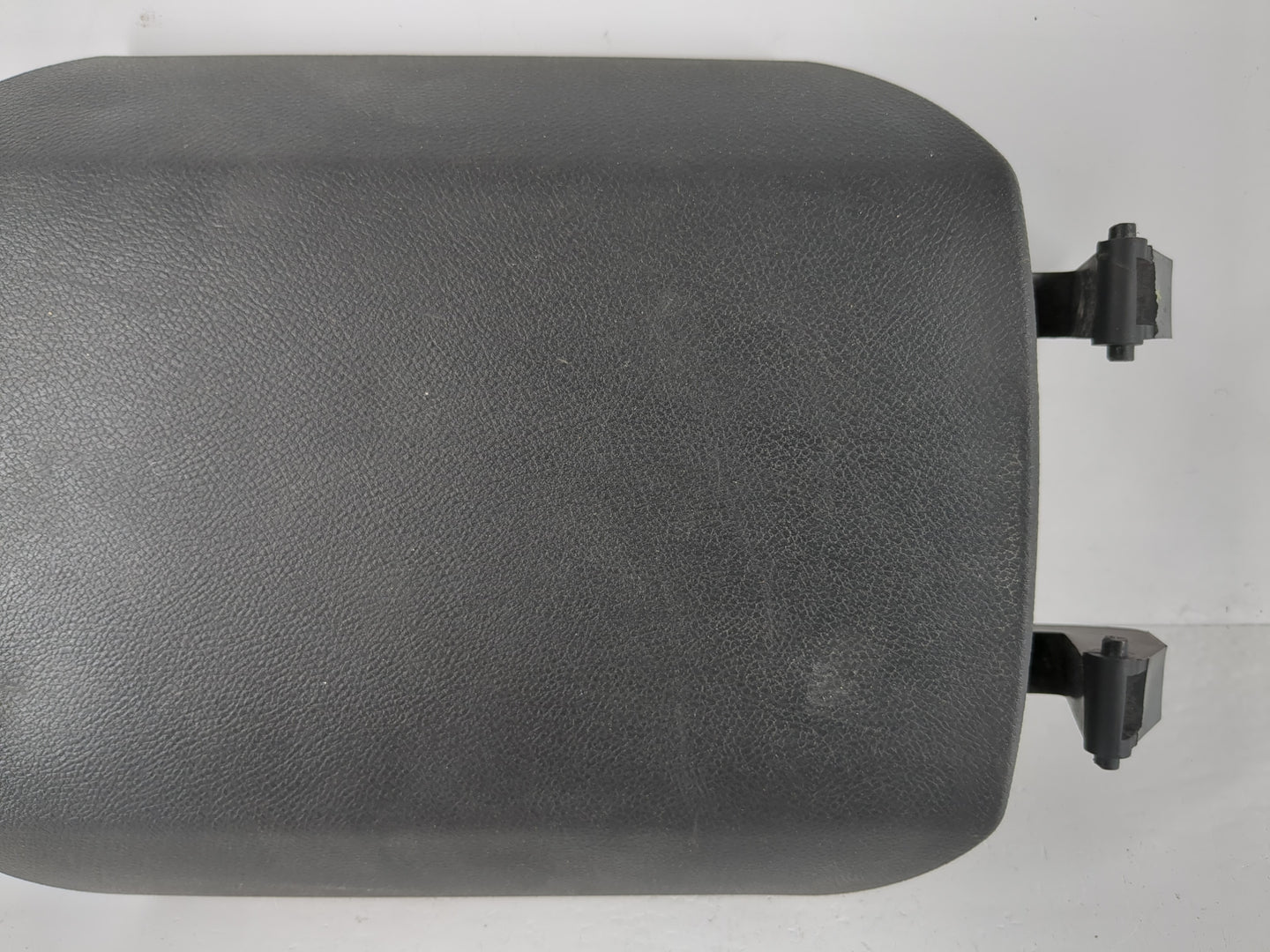 2012 Chevrolet Camaro Center Console Armrest Cover Lid Fits OEM Used Auto Parts - Oemusedautoparts1.com