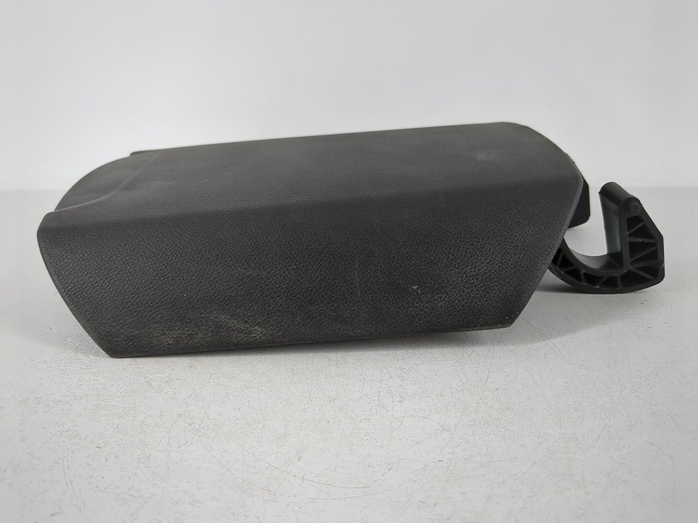2012 Chevrolet Camaro Center Console Armrest Cover Lid Fits OEM Used Auto Parts - Oemusedautoparts1.com
