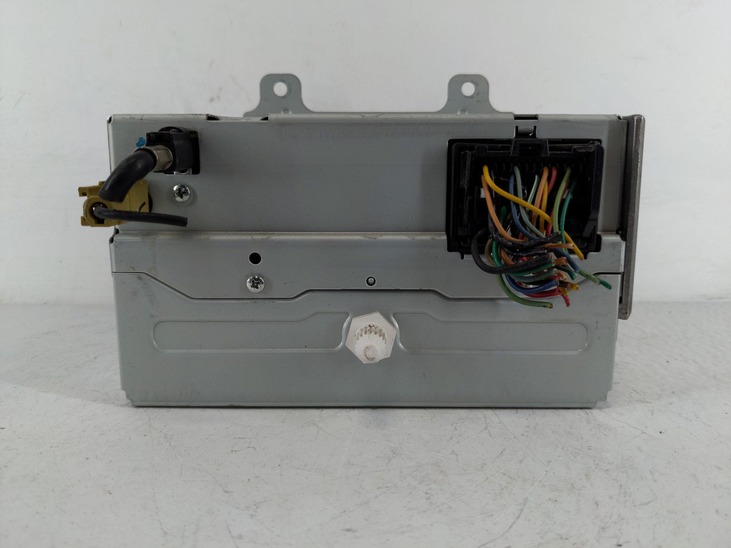 2012 Chevrolet Camaro Radio AM FM Cd Player Receiver Replacement P/N:22870782 Fits OEM Used Auto Parts - Oemusedautoparts1.c