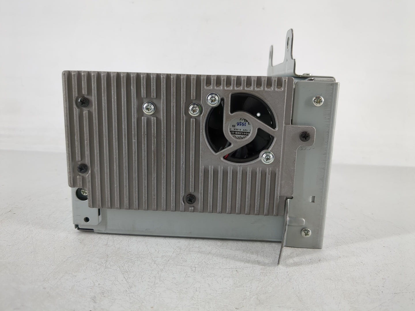 2011-2012 Chevrolet Camaro Radio AM FM Cd Player Receiver Replacement P/N:22870782 Fits Fits 2010 2011 2012 OEM Used Auto Pa