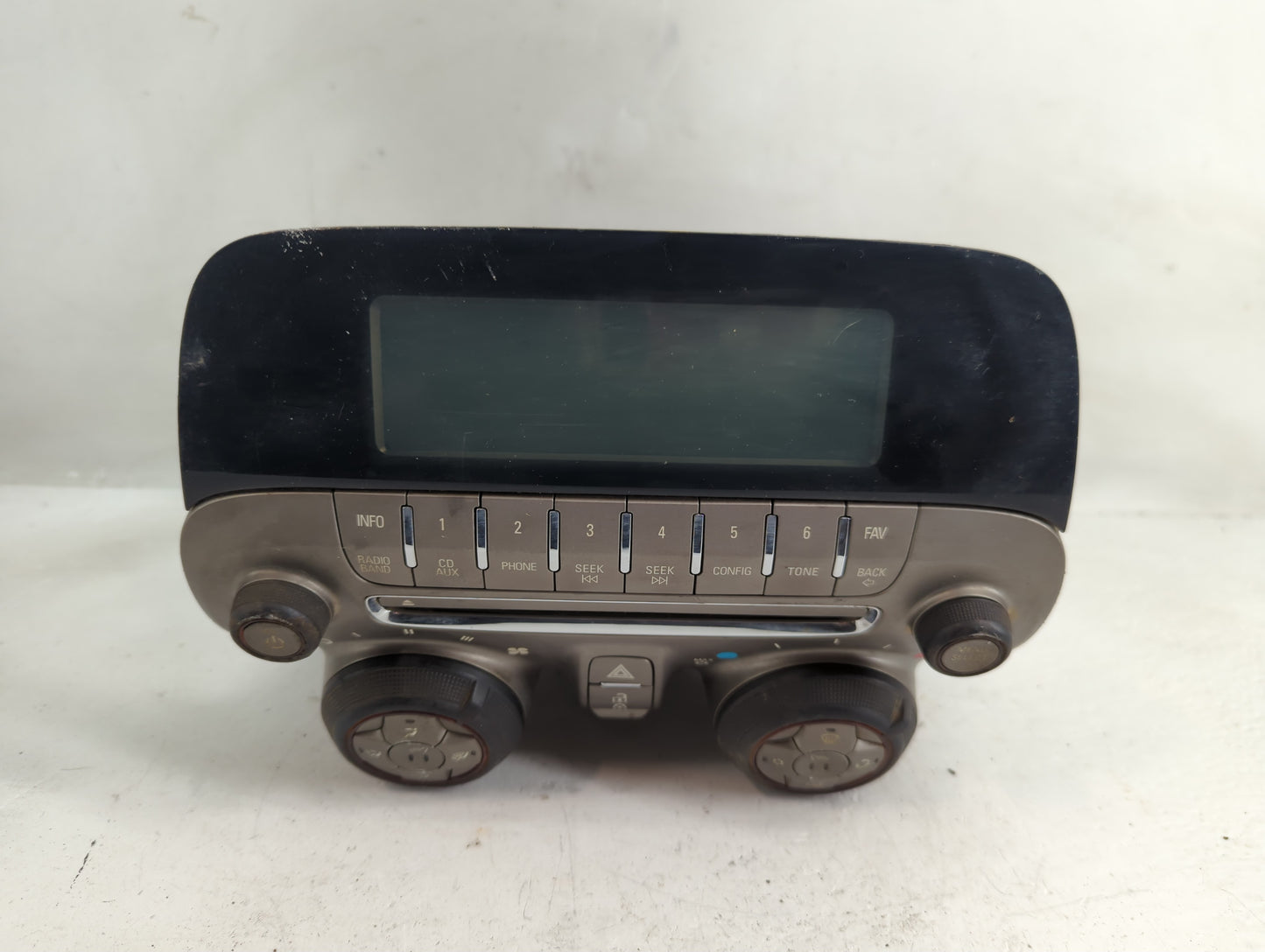 2010-2012 Chevrolet Camaro Radio AM FM Cd Player Receiver Replacement Fits Fits 2010 2011 2012 OEM Used Auto Parts - Oemused