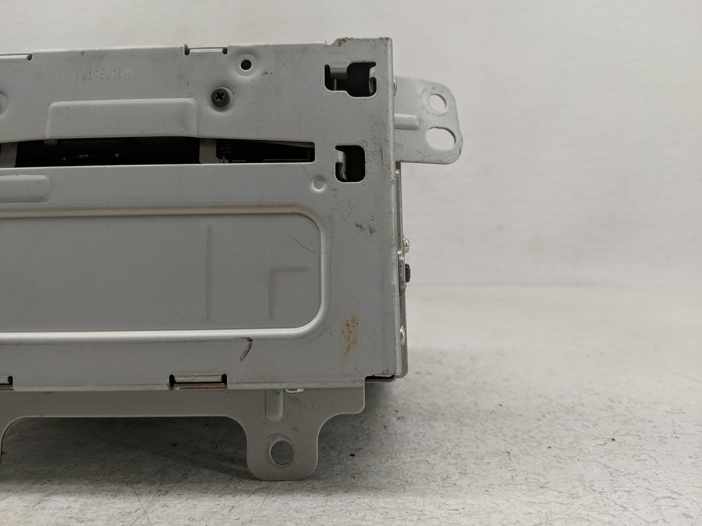 2011-2012 Chevrolet Camaro Radio AM FM Cd Player Receiver Replacement P/N:20983517 Fits Fits 2010 2011 2012 OEM Used Auto Pa
