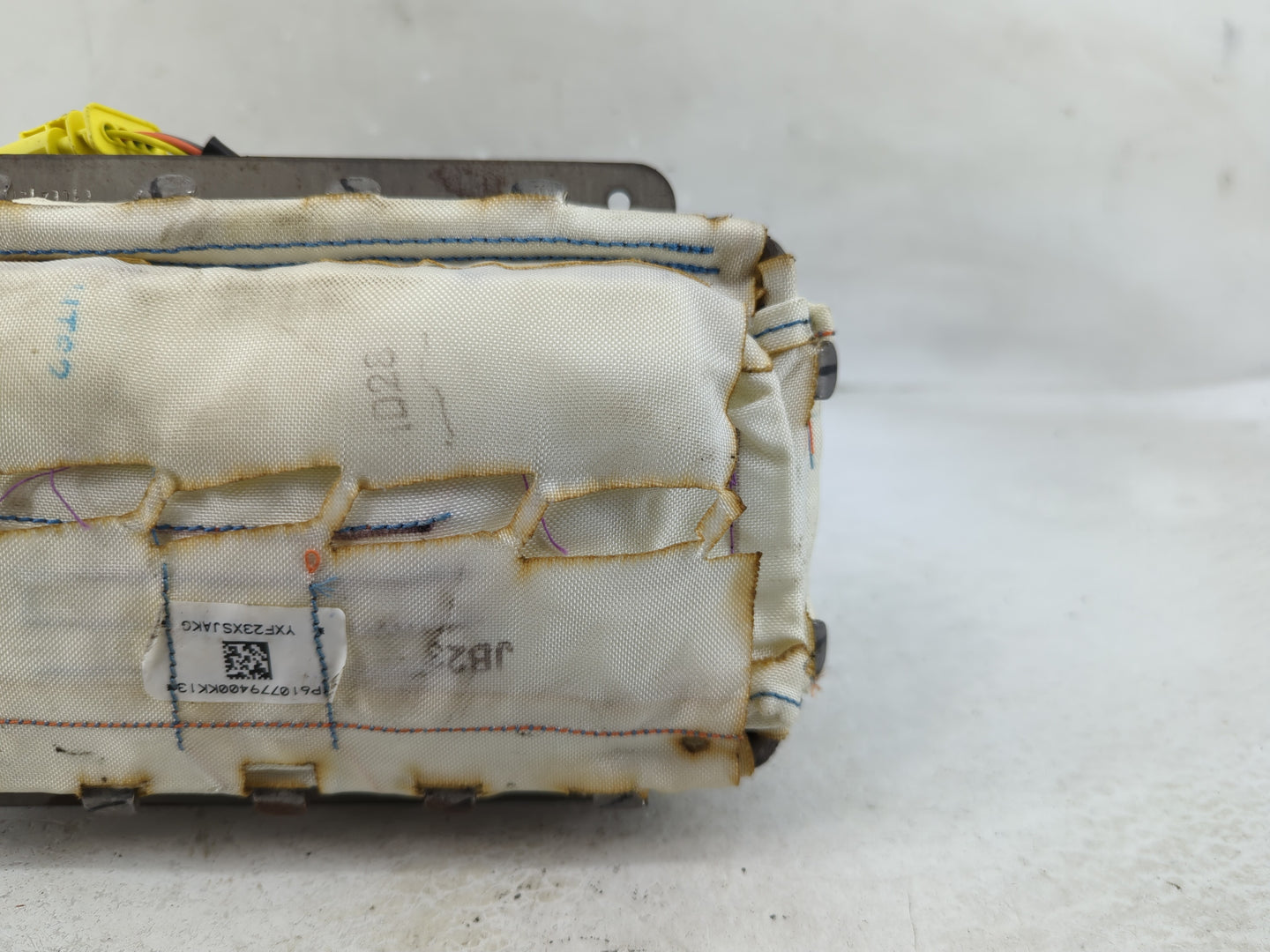 2012-2015 Chevrolet Camaro Air Bag Passenger Right Dashboard OEM Fits Fits 2012 2013 2014 2015 OEM Used Auto Parts - Oemused