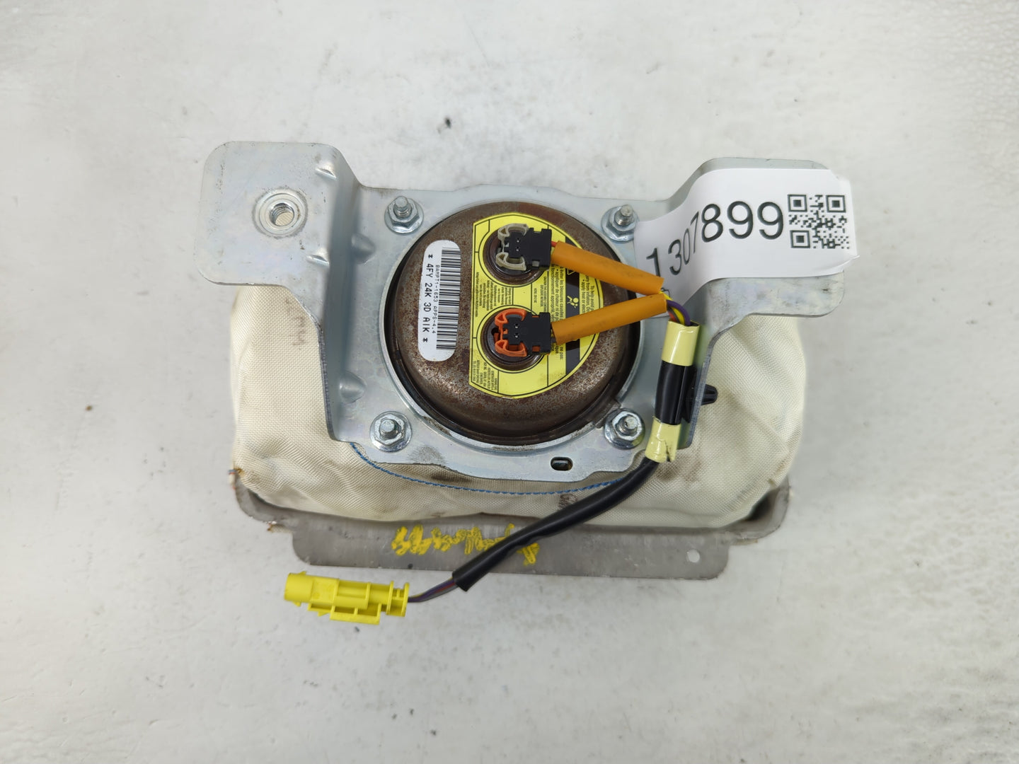 2012-2015 Chevrolet Camaro Air Bag Passenger Right Dashboard OEM Fits Fits 2012 2013 2014 2015 OEM Used Auto Parts - Oemused