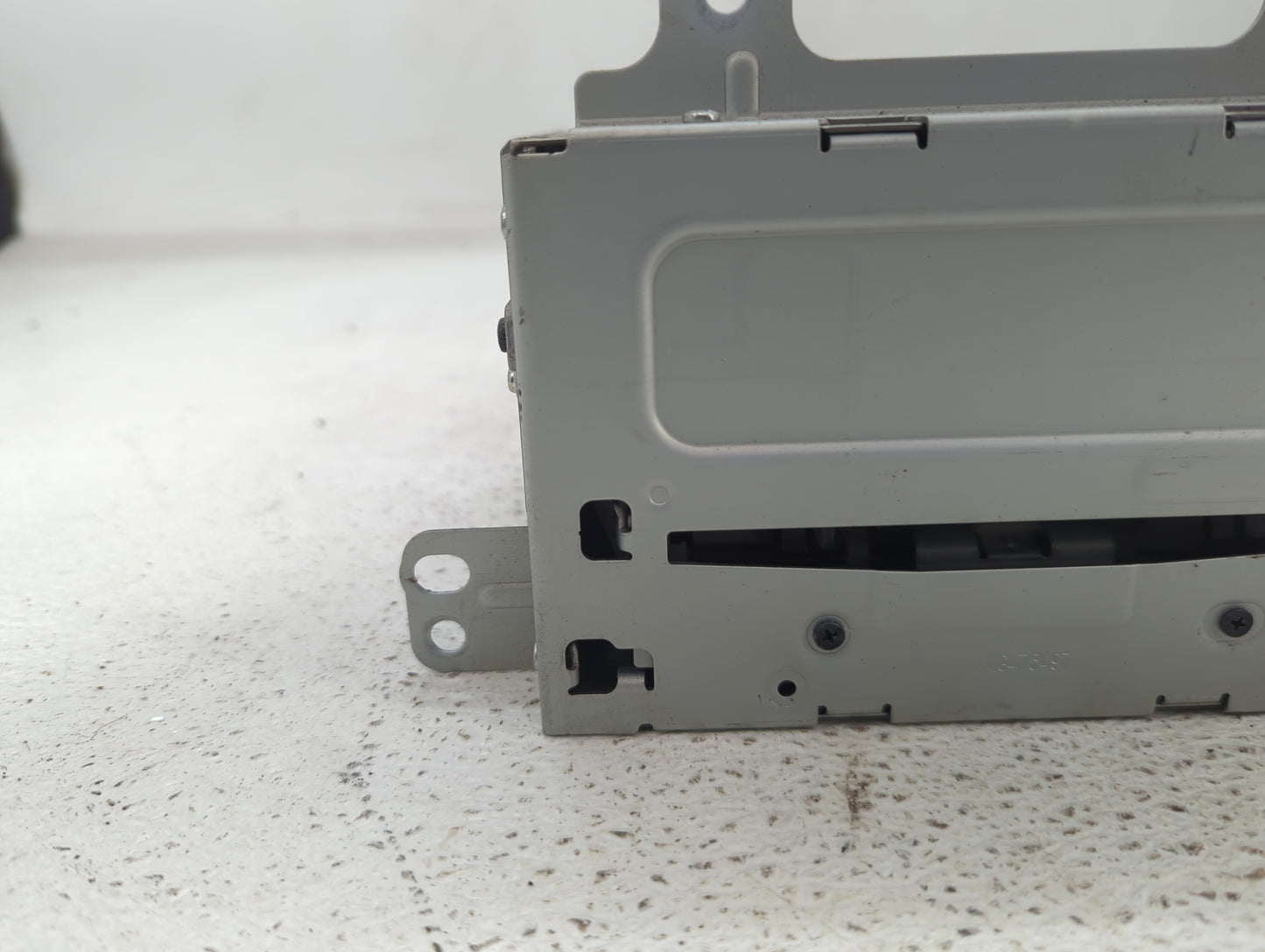 2010-2015 Chevrolet Camaro Radio AM FM Cd Player Receiver Replacement P/N:22870782 Fits Fits 2010 2011 2012 2013 2014 2015 O