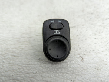 2010-2015 Chevrolet Camaro Driver Left Door Mirror Power Switch 92225703 - Oemusedautoparts1.com