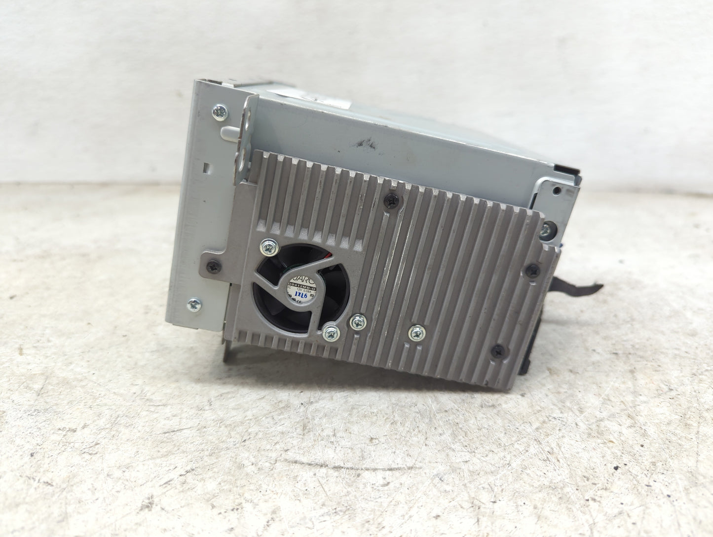 2012 Chevrolet Camaro Radio AM FM Cd Player Receiver Replacement P/N:22870782 CQ-FG21E0GDA Fits OEM Used Auto Parts - Oemuse