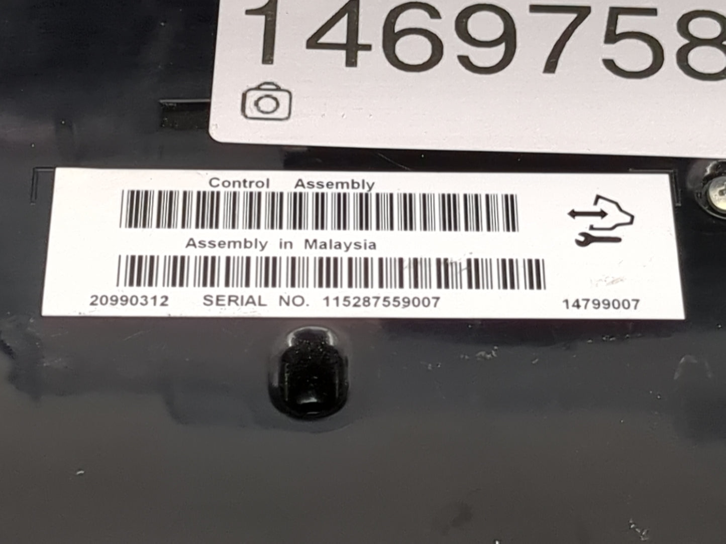 2010-2012 Chevrolet Camaro Radio Control Panel 1469758 - Oemusedautoparts1.com