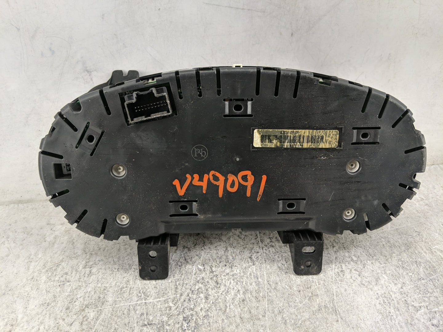 2012 Chevrolet Camaro Instrument Cluster Speedometer Gauges P/N:A2C30131001 22876296 Miles: Fits OEM Used Auto Parts - Oemus