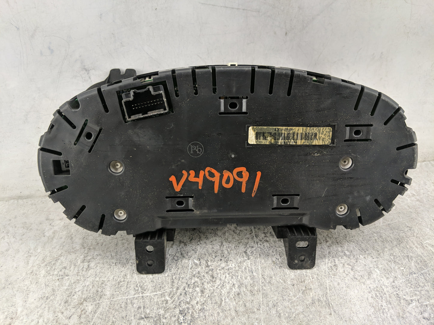 2012 Chevrolet Camaro Instrument Cluster Speedometer Gauges P/N:A2C30131001 22876296 Miles: Fits OEM Used Auto Parts - Oemus