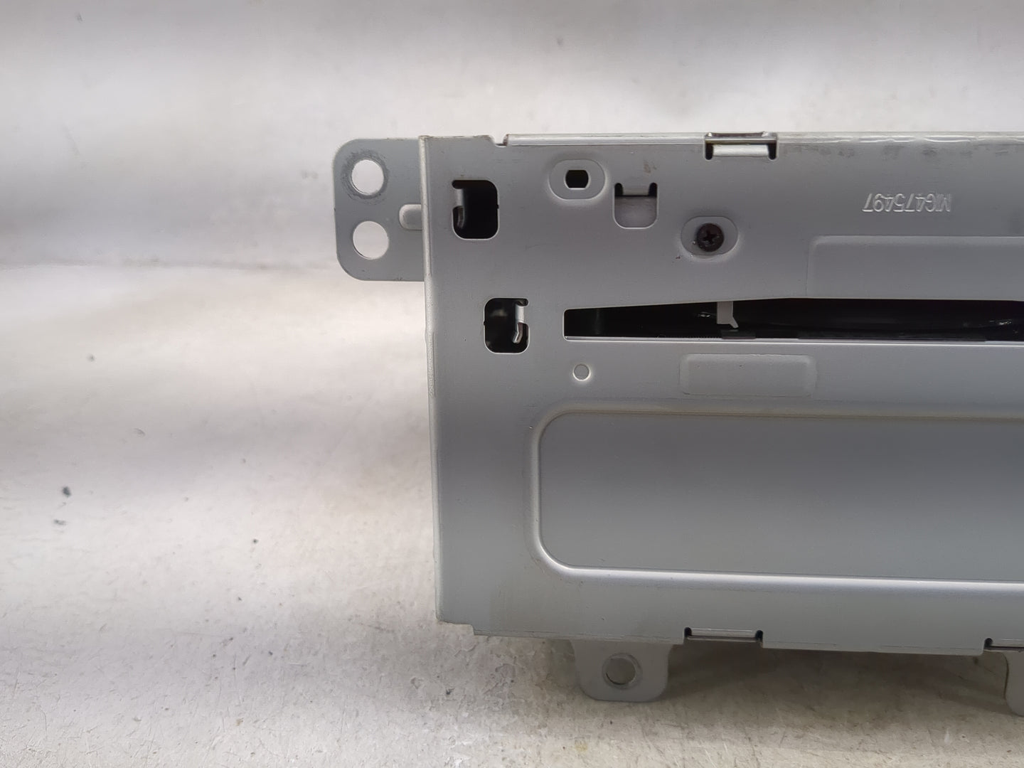2011-2012 Chevrolet Camaro Radio AM FM Cd Player Receiver Replacement P/N:22870782 CQ-FG21E0GDA, N491K2M7 Fits Fits 2010 201