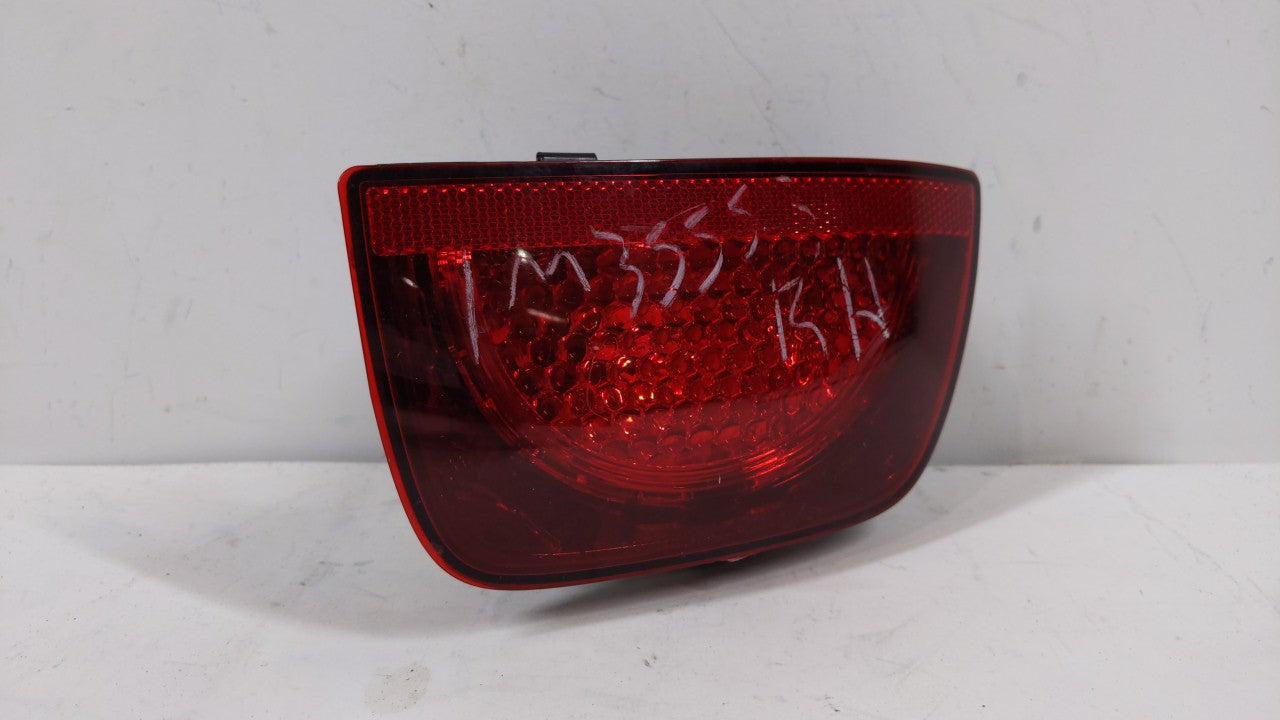 2010-2013 Chevrolet Camaro Tail Light Assembly Passenger Right OEM P/N:92212648 Fits Fits 2010 2011 2012 2013 OEM Used Auto 