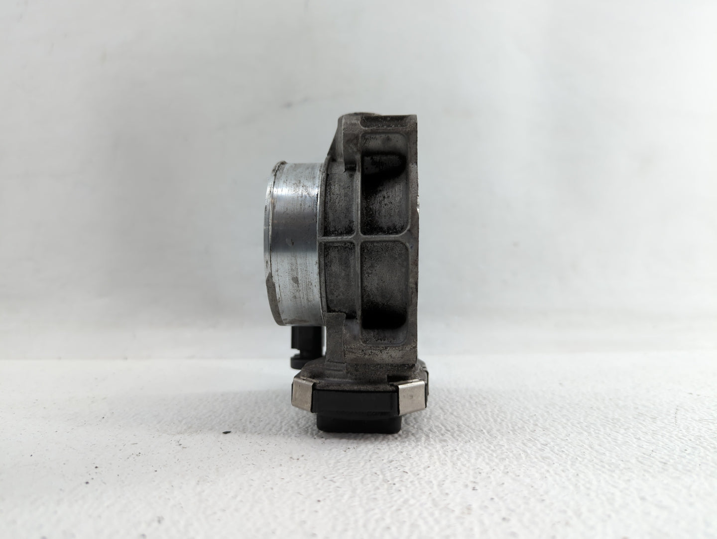 2012-2015 Chevrolet Camaro Throttle Body P/N:12670981AA 12632172BA Fits Fits 2012 2013 2014 2015 2016 2017 2018 2019 OEM Use