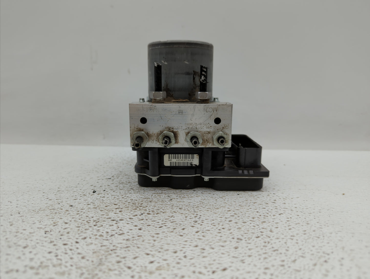 2012-2015 Chevrolet Camaro ABS Pump Control Module Replacement P/N:22914250 22873642, 22807507 Fits Fits 2012 2013 2014 2015