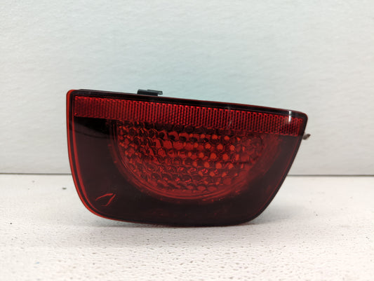 2010-2012 Chevrolet Camaro Tail Light Assembly Passenger Right OEM P/N:92195242 320370, 320366 Fits Fits 2010 2011 2012 OEM 