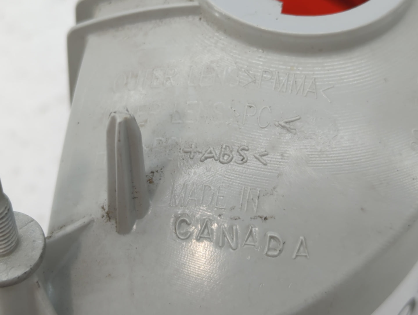 2010-2013 Chevrolet Camaro Tail Light Assembly Passenger Right OEM P/N:320368 320364, PC50040 Fits Fits 2010 2011 2012 2013 