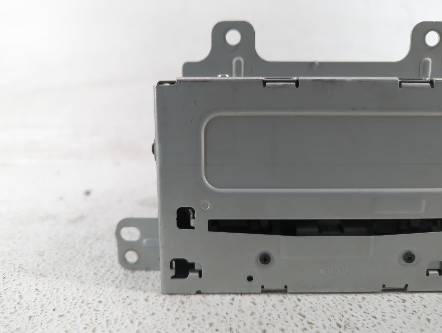 2011-2012 Chevrolet Camaro Am Fm Cd Player Radio Receiver - Oemusedautoparts1.com