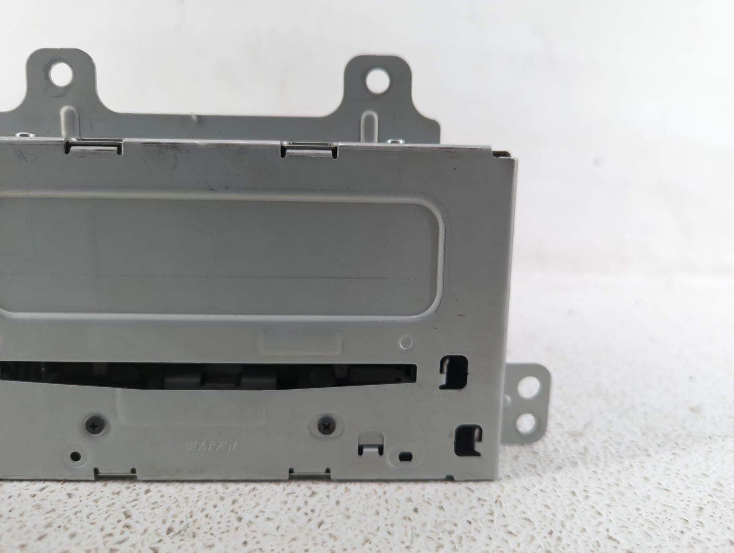2011-2012 Chevrolet Camaro Am Fm Cd Player Radio Receiver - Oemusedautoparts1.com
