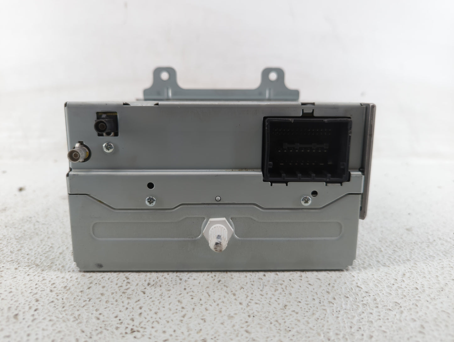 2011-2012 Chevrolet Camaro Am Fm Cd Player Radio Receiver - Oemusedautoparts1.com