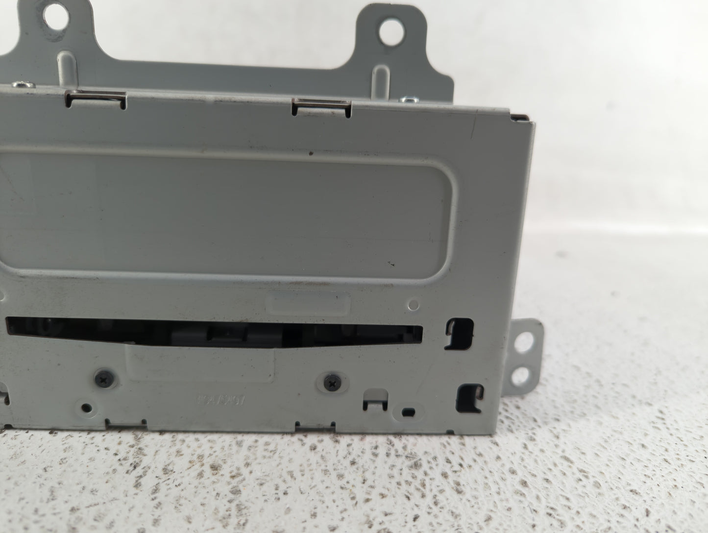 2012-2012 Chevrolet Camaro Am Fm Cd Player Radio Receiver - Oemusedautoparts1.com
