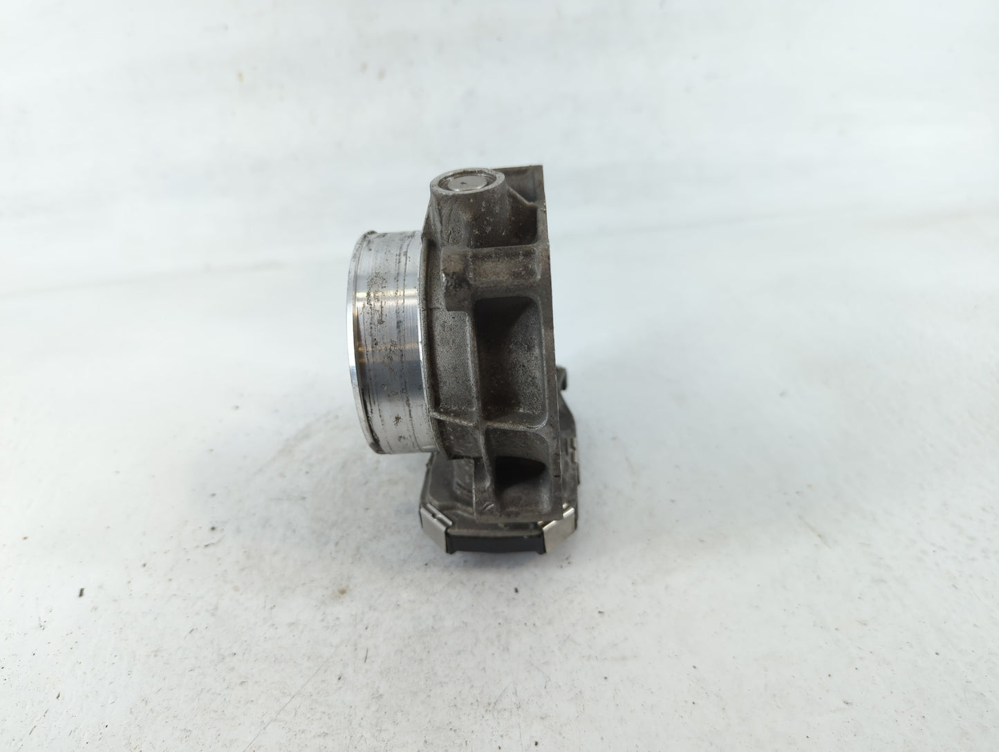 2012-2015 Chevrolet Camaro Throttle Body P/N:12632172BA Fits Fits 2012 2013 2014 2015 2016 2017 2018 2019 2020 2021 2022 OEM