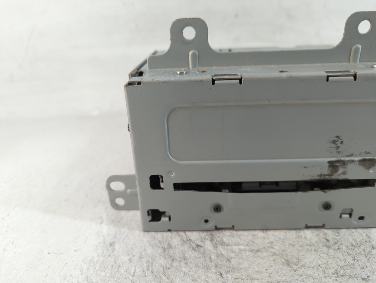 2010-2012 Chevrolet Camaro Radio AM FM Cd Player Receiver Replacement P/N:22870782 Fits Fits 2010 2011 2012 OEM Used Auto Pa