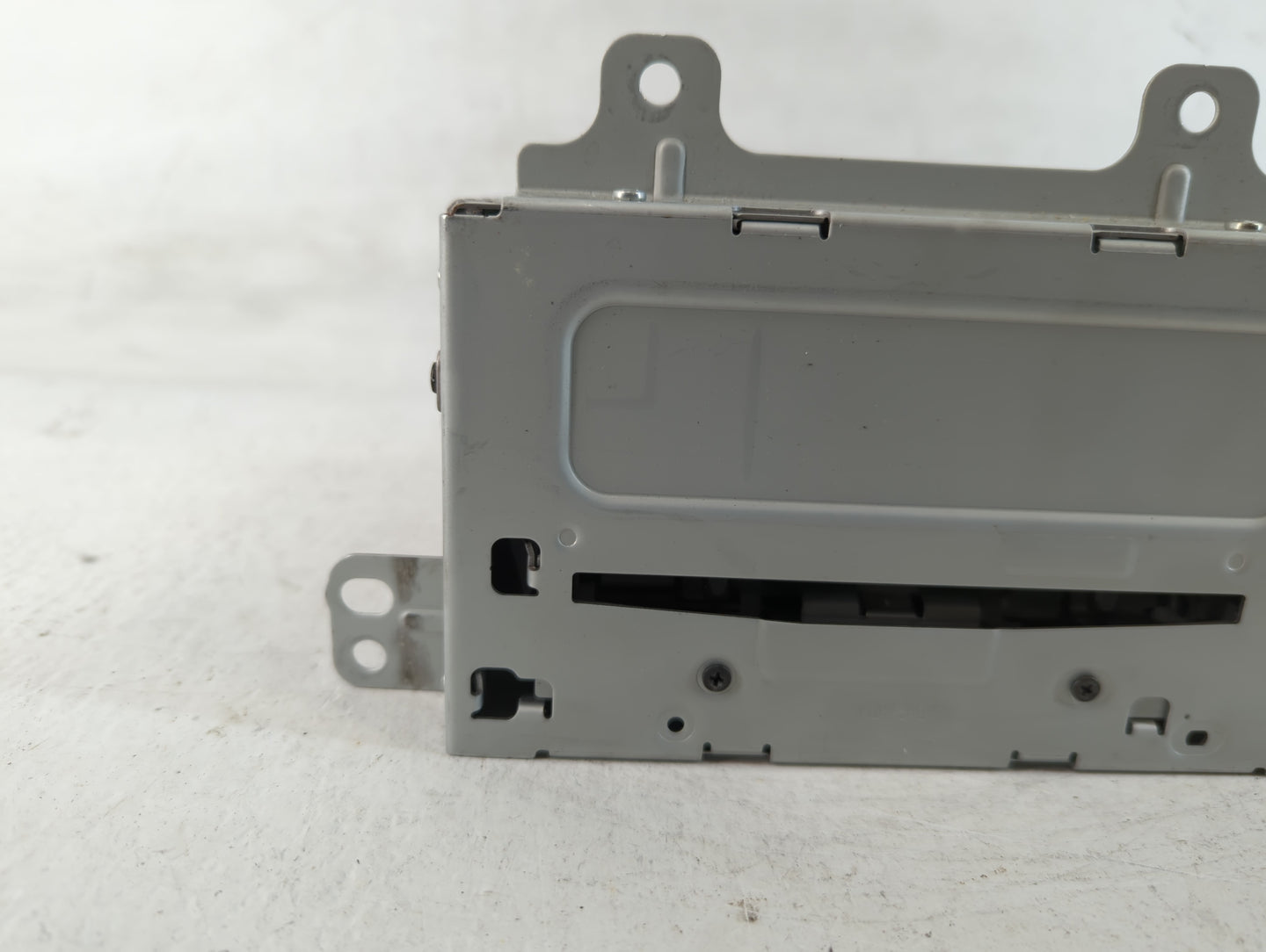 2012 Chevrolet Camaro Radio AM FM Cd Player Receiver Replacement P/N:22815634 Fits OEM Used Auto Parts - Oemusedautoparts1.c
