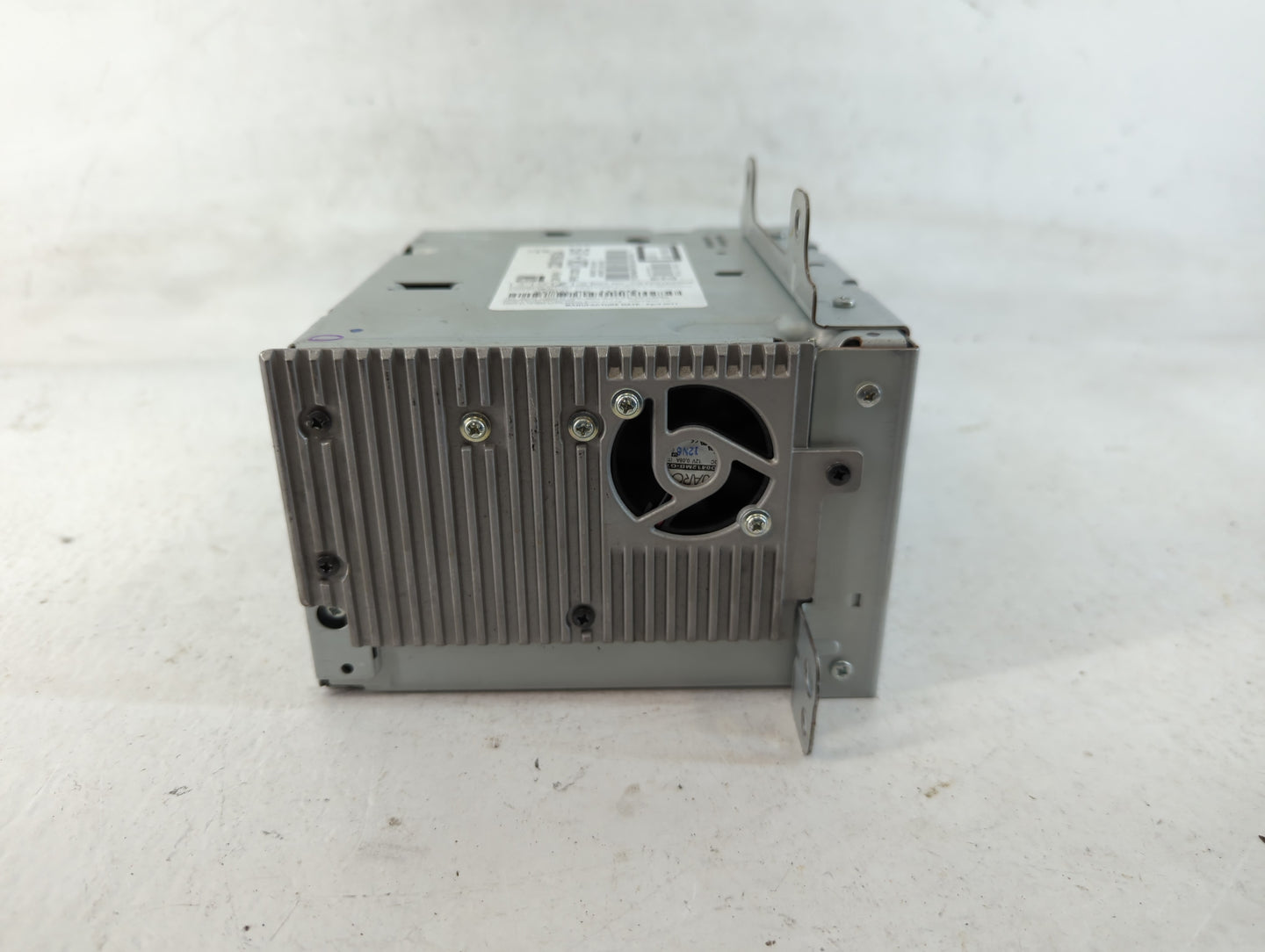 2012 Chevrolet Camaro Radio AM FM Cd Player Receiver Replacement P/N:22815634 Fits OEM Used Auto Parts - Oemusedautoparts1.c