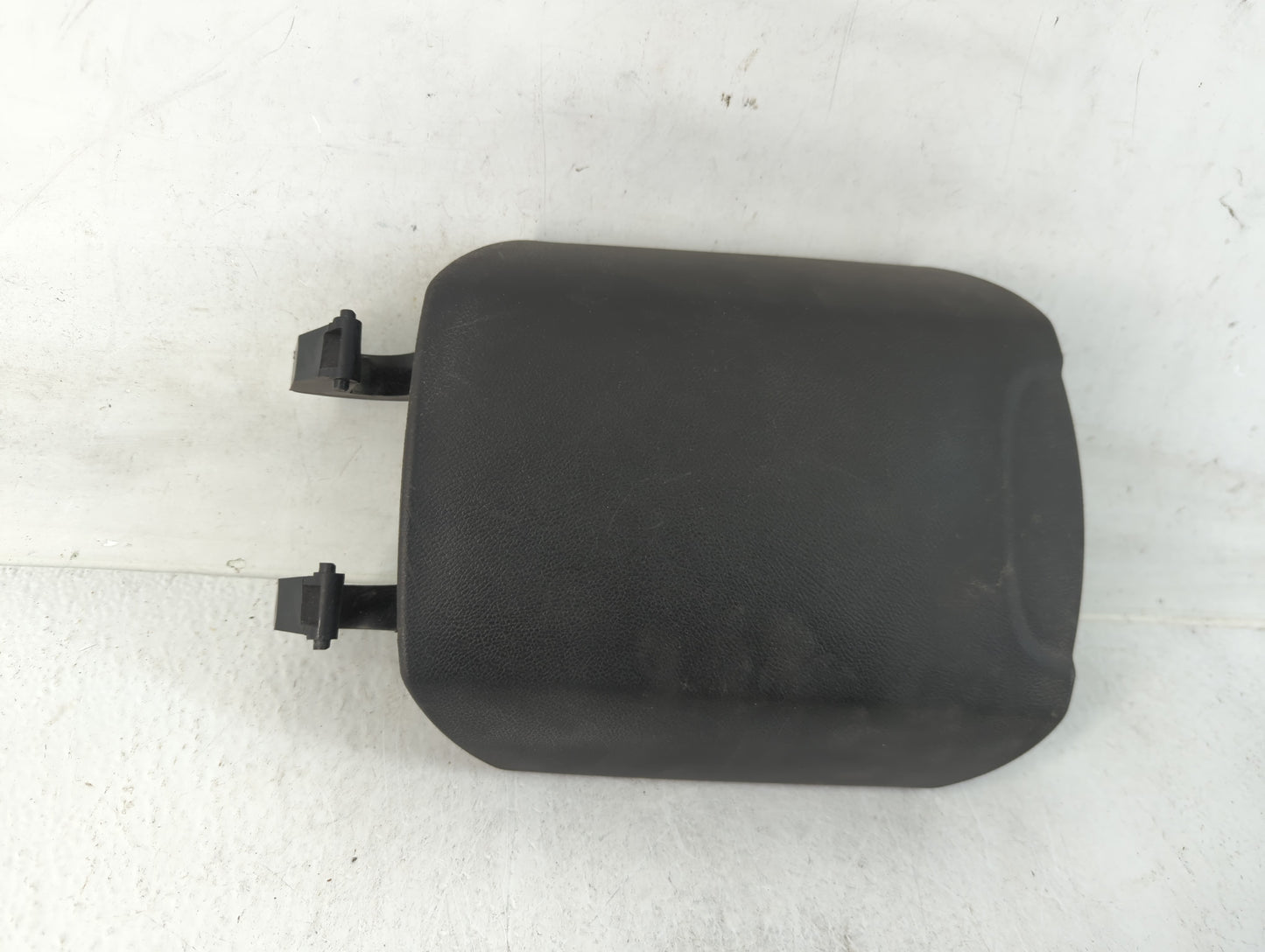 2012 Chevrolet Camaro Center Console Armrest Cover Lid Fits OEM Used Auto Parts - Oemusedautoparts1.com