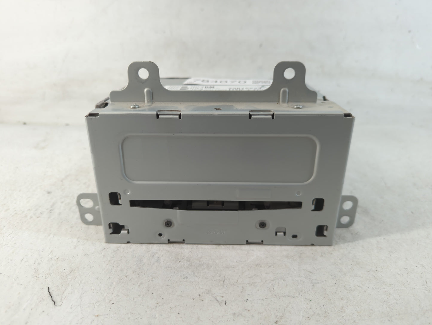 2012 Chevrolet Camaro Radio AM FM Cd Player Receiver Replacement P/N:22815634 Fits OEM Used Auto Parts - Oemusedautoparts1.c