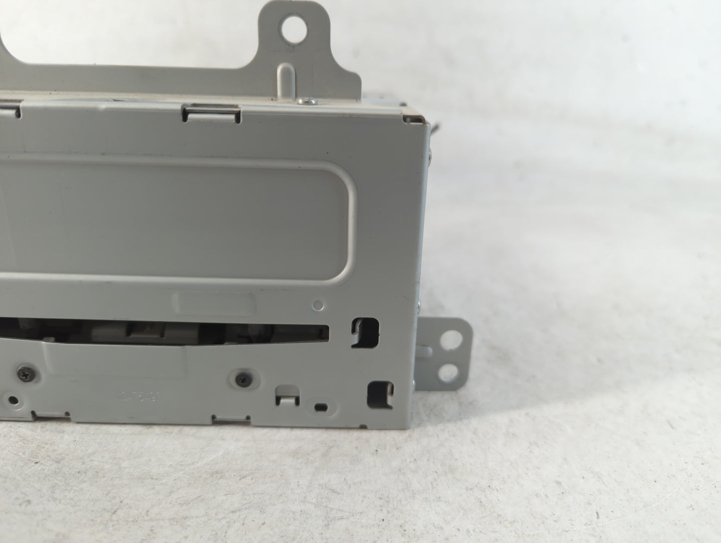 2012 Chevrolet Camaro Radio AM FM Cd Player Receiver Replacement P/N:22815634 Fits OEM Used Auto Parts - Oemusedautoparts1.c