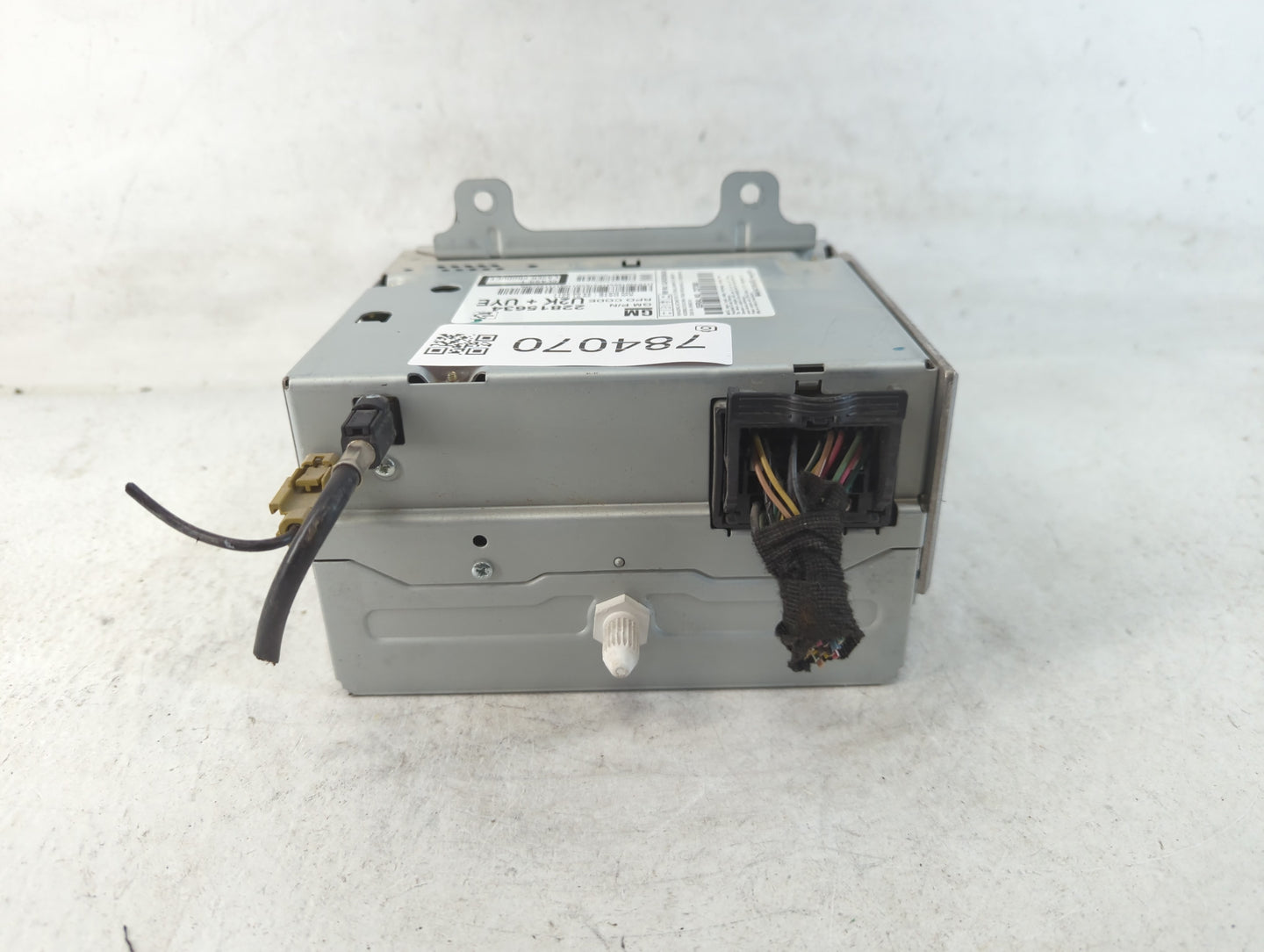 2012 Chevrolet Camaro Radio AM FM Cd Player Receiver Replacement P/N:22815634 Fits OEM Used Auto Parts - Oemusedautoparts1.c