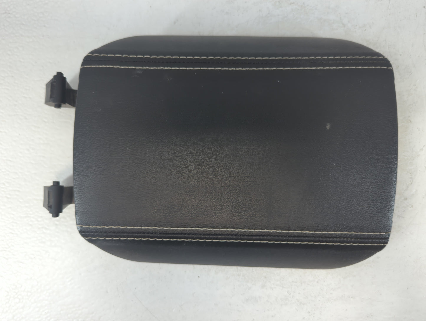 2012 Chevrolet Camaro Center Console Armrest Cover Lid Fits OEM Used Auto Parts - Oemusedautoparts1.com