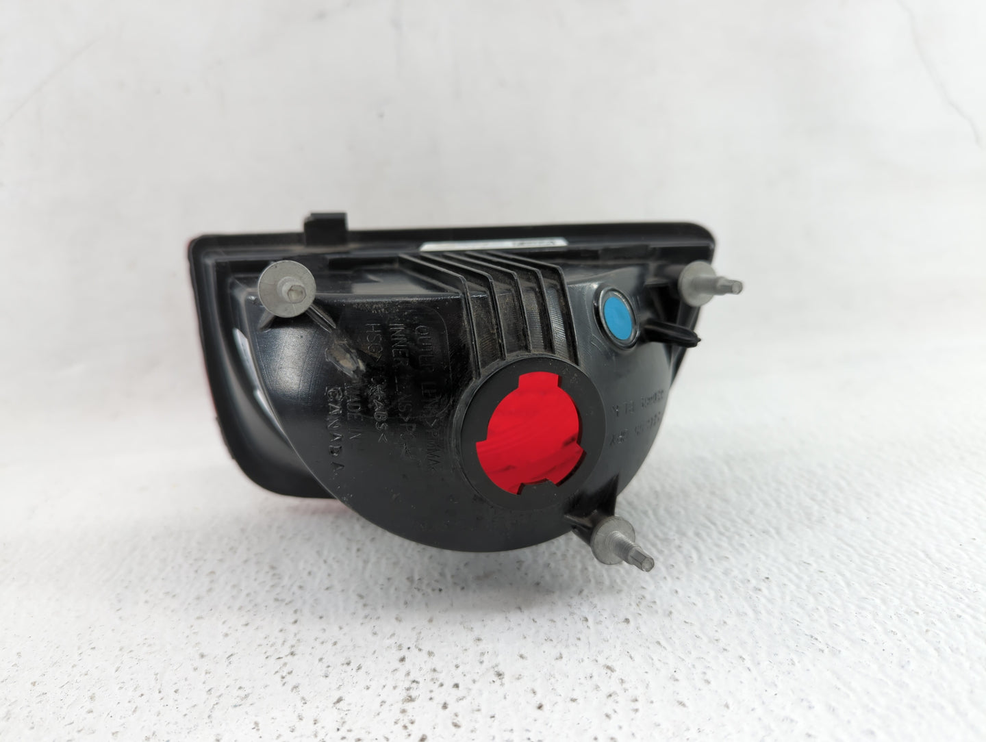 2012 Chevrolet Camaro Tail Light Assembly Driver Left OEM P/N:92195243 92199773 Fits Fits 2010 2011 OEM Used Auto Parts - Oe