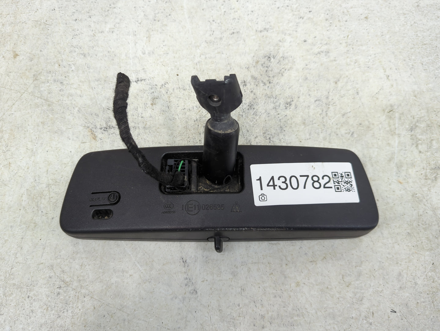2012 Chevrolet Captiva Interior Rear View Mirror Replacement OEM P/N:A048070 E11026535 Fits OEM Used Auto Parts - Oemusedaut