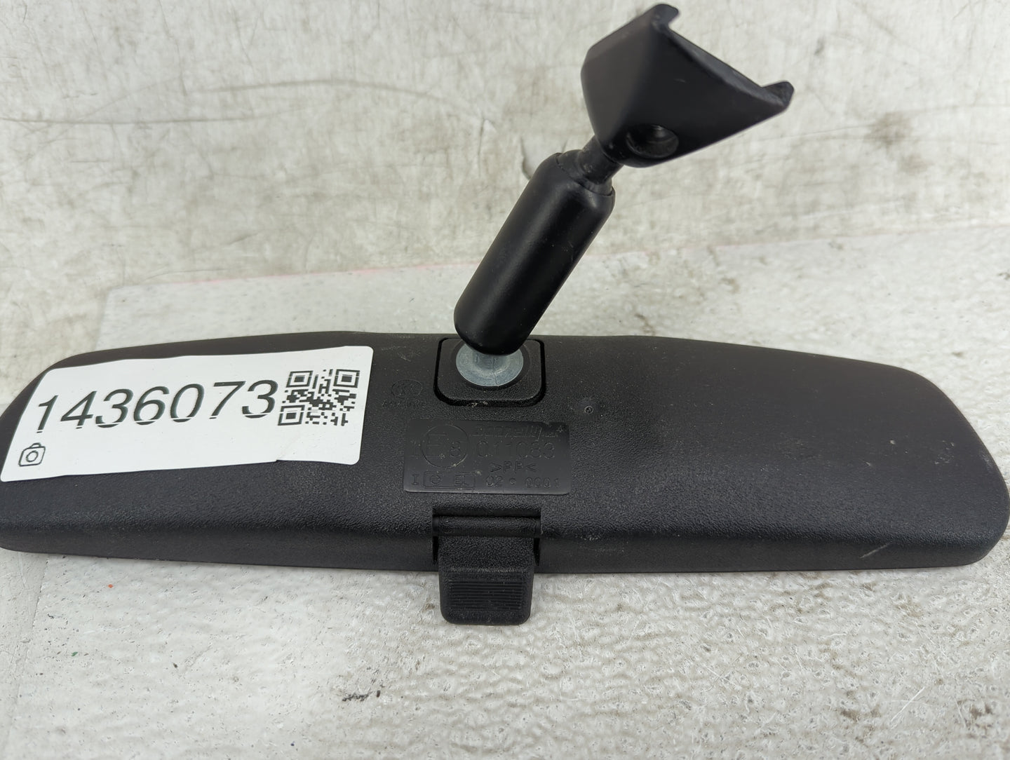 2012 Chevrolet Captiva Interior Rear View Mirror Replacement OEM P/N:011083 Fits OEM Used Auto Parts - Oemusedautoparts1.com
